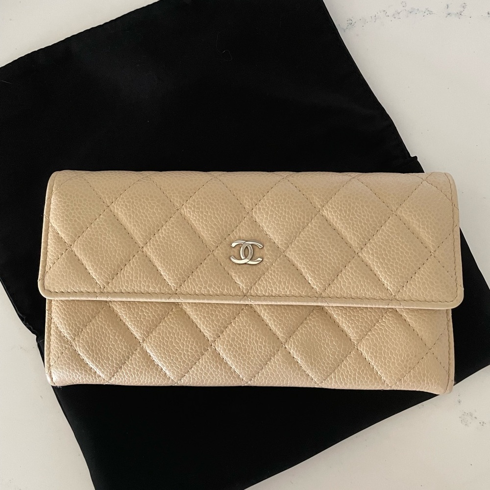 Chanel Classic Wallet SHW